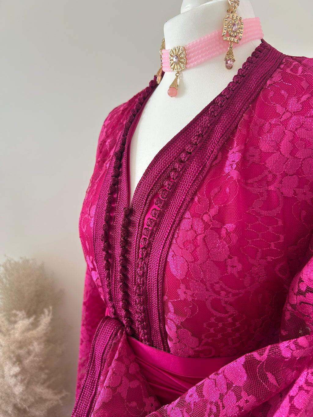Takchita LACE rose